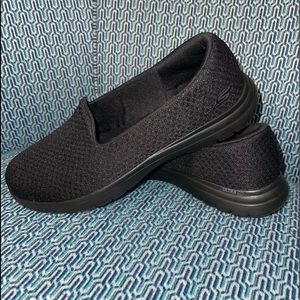 Skechers Air Cooled Goga Mat Flats size 8.5